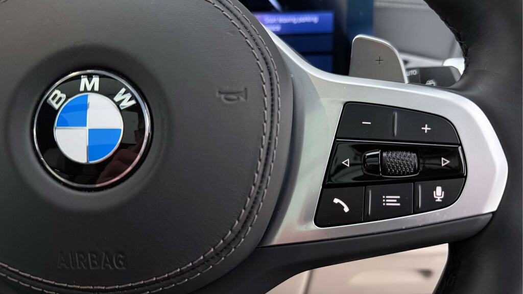 BMW X7 Suv Black #18
