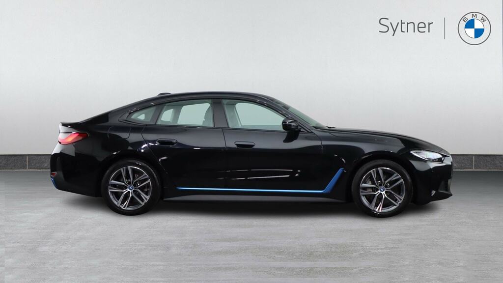 BMW i4 210Kw Edrive35 Sport 70Kwh FL24KHU Black #3