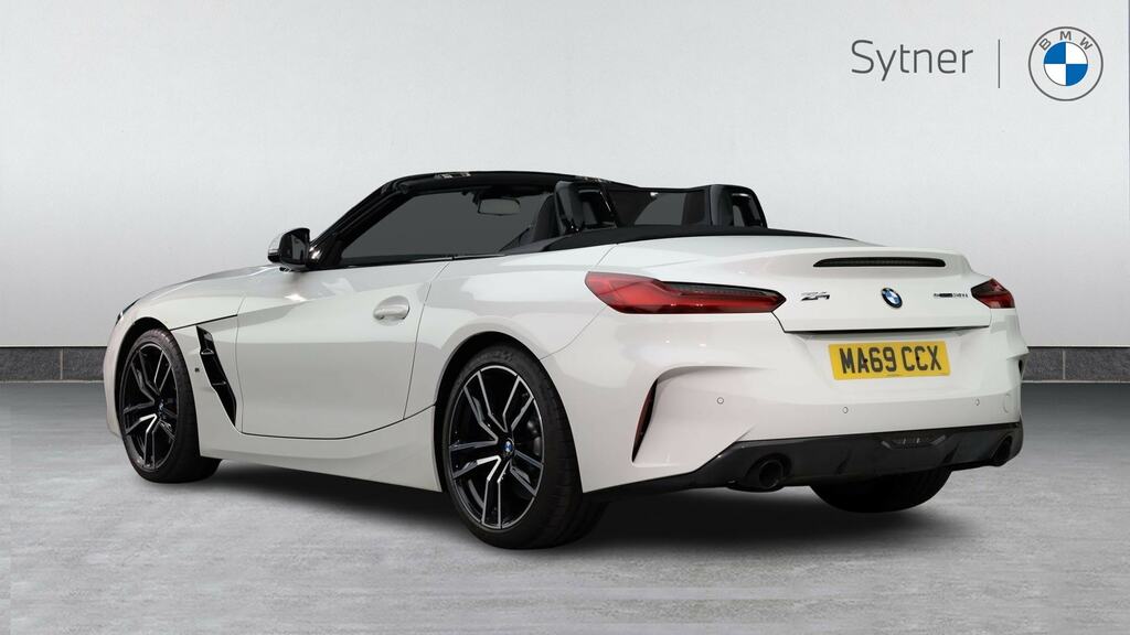 BMW Z4 Sdrive 30I M Sport Pro Pack MA69CCX White #3