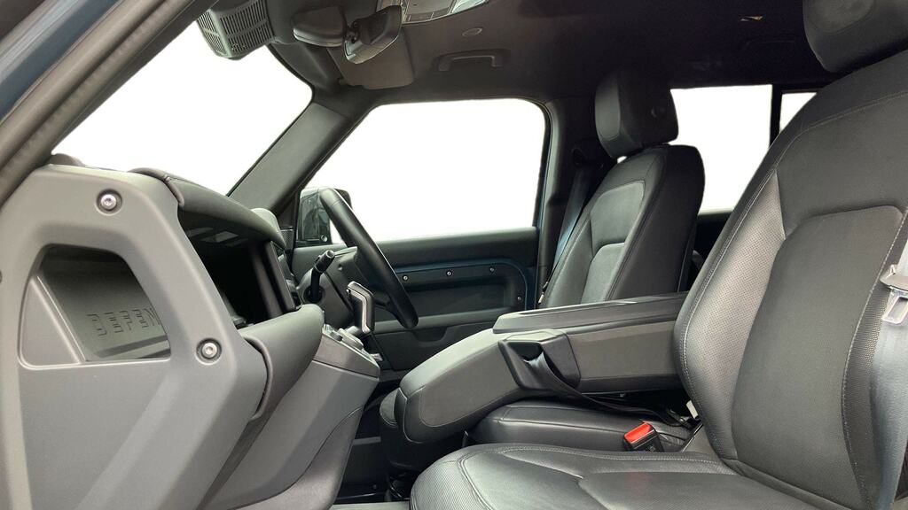 Land Rover Defender 110 3.0 D300 X-dynamic S 110 6 Seat Blue #3