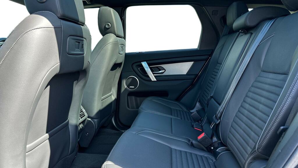 Land Rover Discovery Sport 1.5 P270e Landmark 5 Seat DE26ERU Grey #4