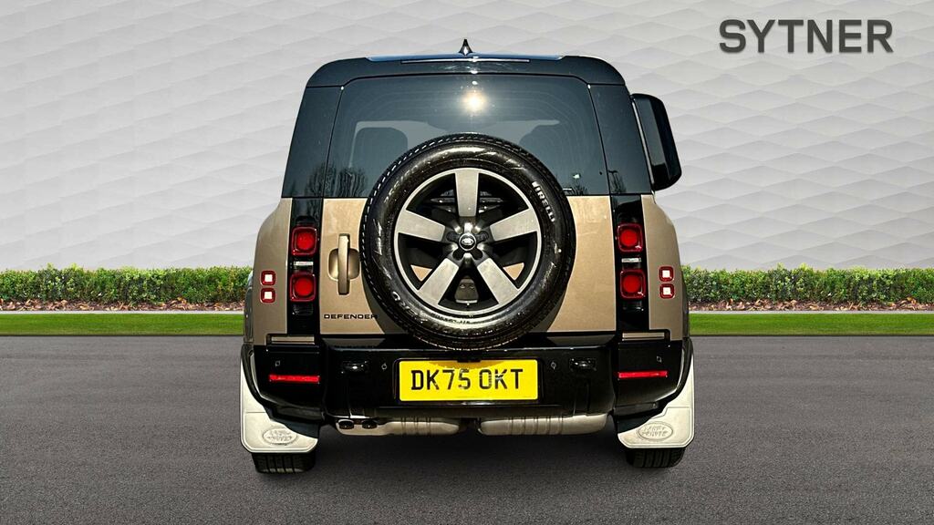 Land Rover Defender 130 3.0 D350 X-dynamic Hse 130 8 Seat Grey #6