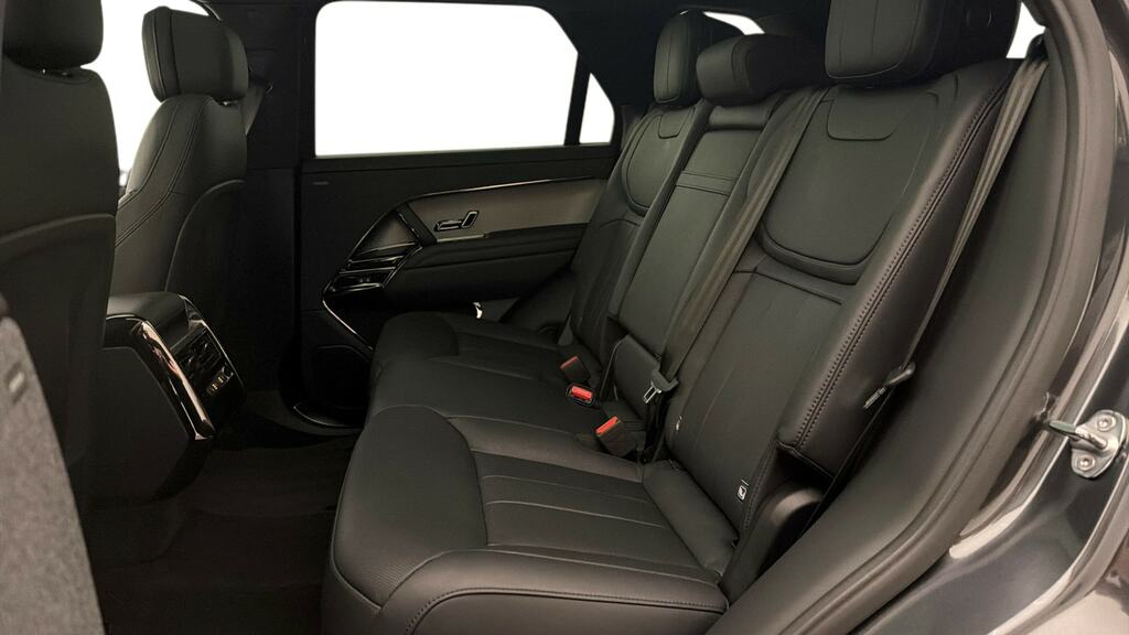 Land Rover Range Rover Sport 3.0 D250 Edition GN25UMS Grey #4