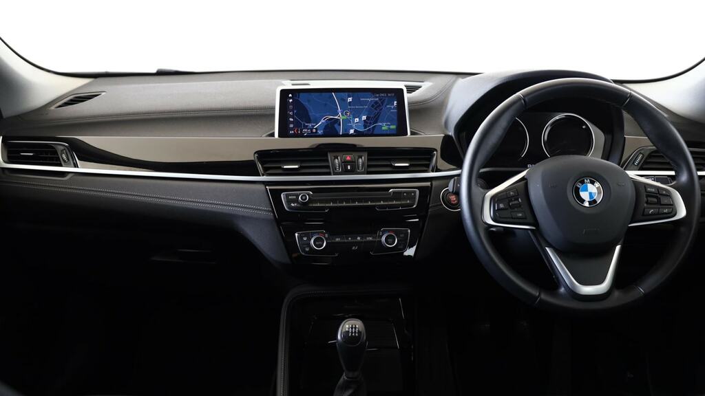 BMW X2 Sdrive 18I 136 M Sport X White #4
