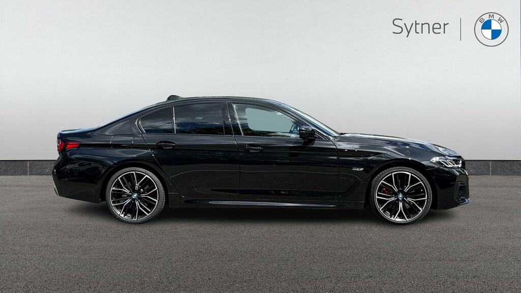 BMW 5 Series 530E M Sport Black #3