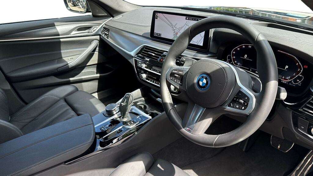 BMW 5 Series 530E M Sport Black #6