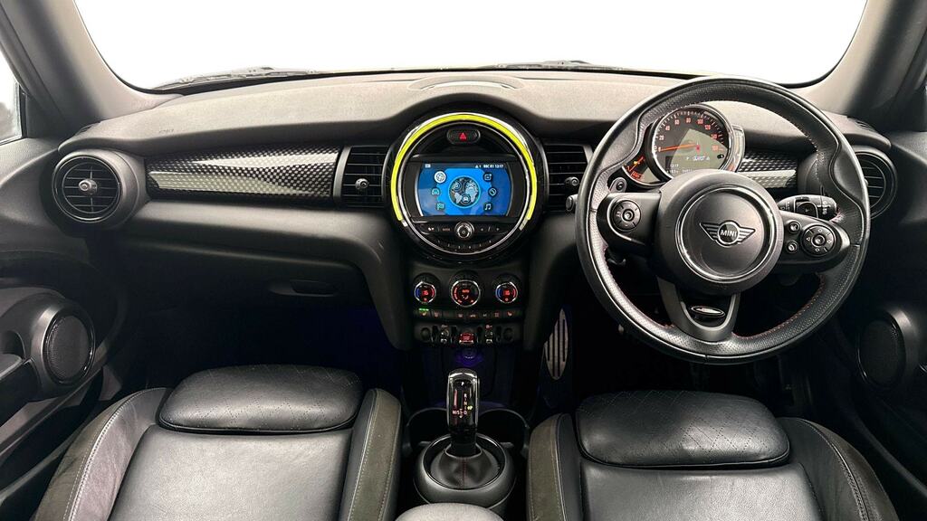 Mini Hatch 2.0 Cooper S Sport II Comfortnav Pack CN19ZXW White #4