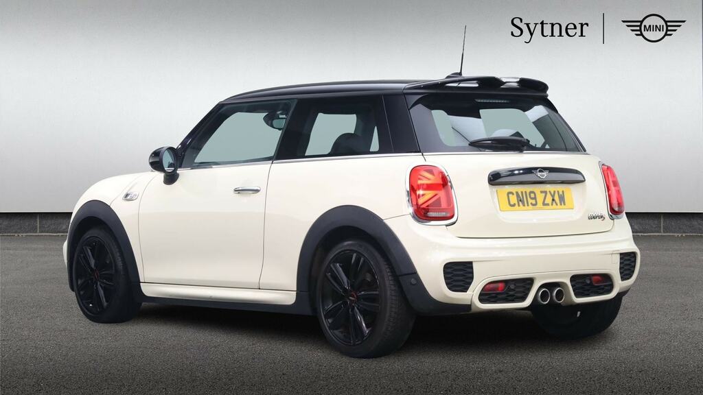Mini Hatch 2.0 Cooper S Sport II Comfortnav Pack CN19ZXW White #2