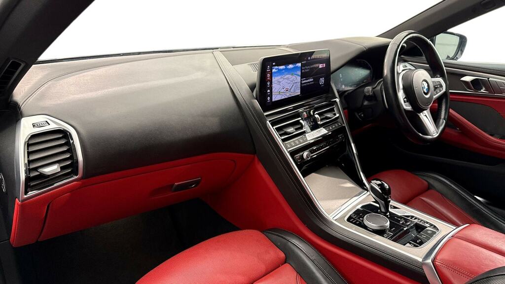 BMW 8 Series 840D Xdrive Green #10
