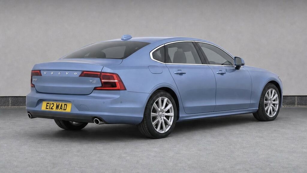 Volvo S90 2.0 T4 Momentum Geartronic FV19YFO Blue #4