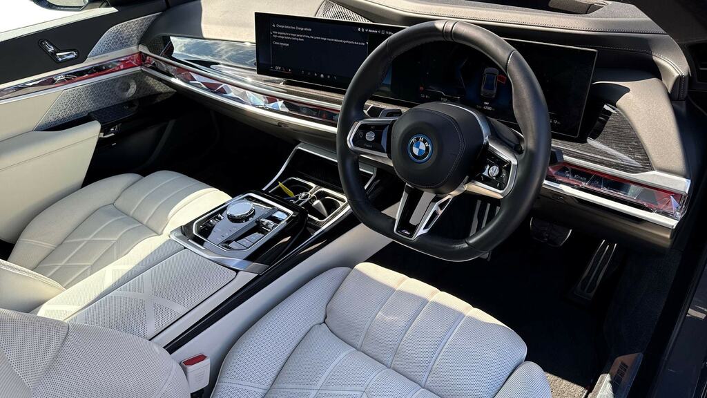 BMW i7 335Kw Edrive50 M Sport 105.7Kwh Grey #6