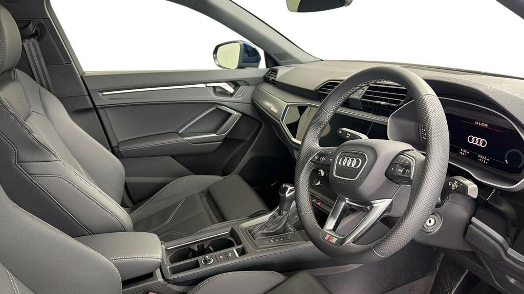 Audi Q3 35 Tfsi S Line S Tronic OW74UCD Blue #6