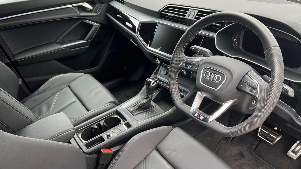 Audi Q3 35 Tfsi Black Edition S Tronic Tech Pack NU25PXG Black #6
