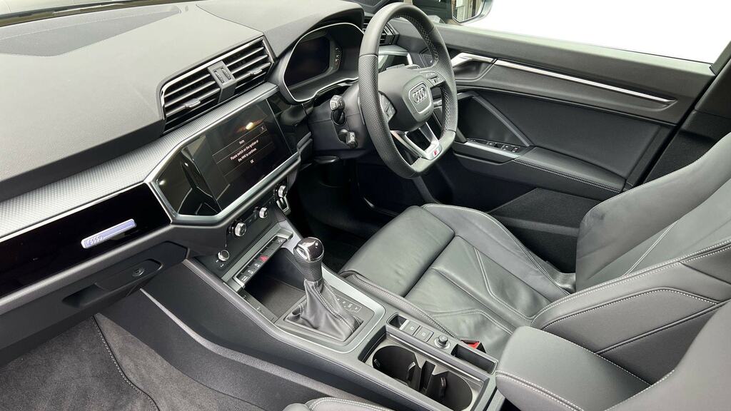 Audi Q3 35 Tfsi Black Edition S Tronic Tech Pack NU25PXG Black #2