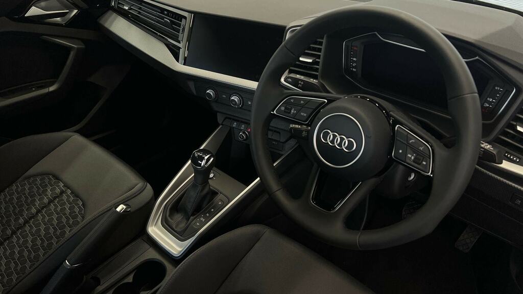 Audi A1 25 Tfsi Sport S Tronic Green #6