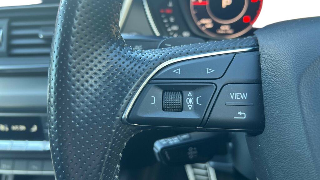 Audi Q5 Q5 Phev S Line Black Edition 50 Tfsi E Quattro Sem Black #17