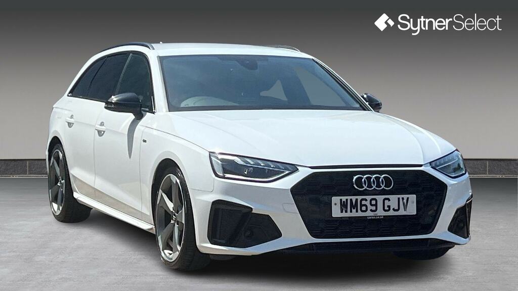 Audi A4 Avant 35 Tfsi Black Edition S Tronic Comfortsound White