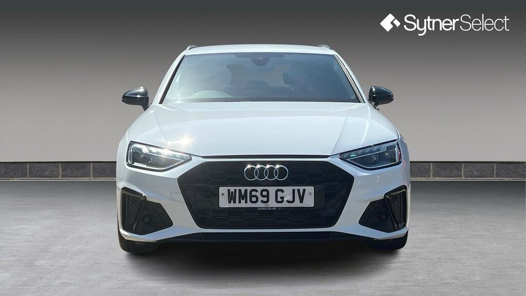 Audi A4 Avant 35 Tfsi Black Edition S Tronic Comfortsound White #3