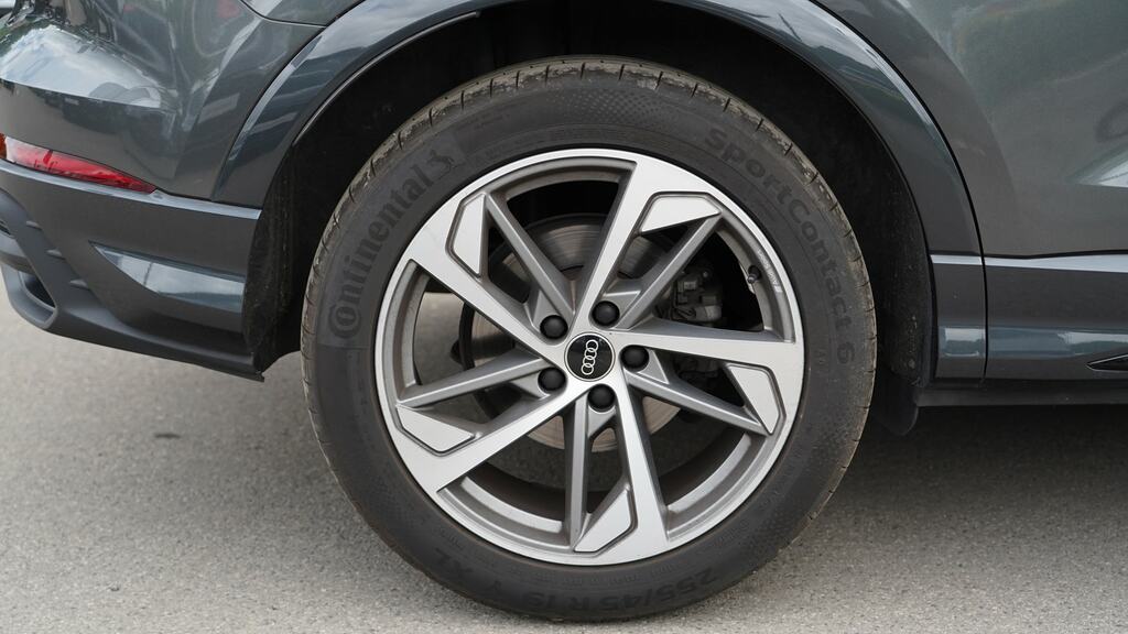 Audi Q3 35 Tfsi Black Edition Grey #5