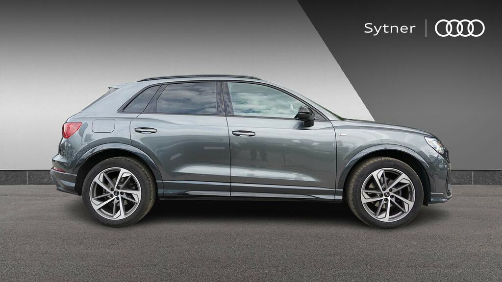 Audi Q3 35 Tfsi Black Edition Grey #4