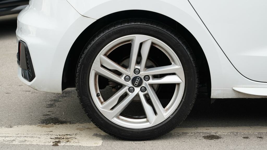 Audi A1 30 Tfsi 110 S Line YD72DHC White #5