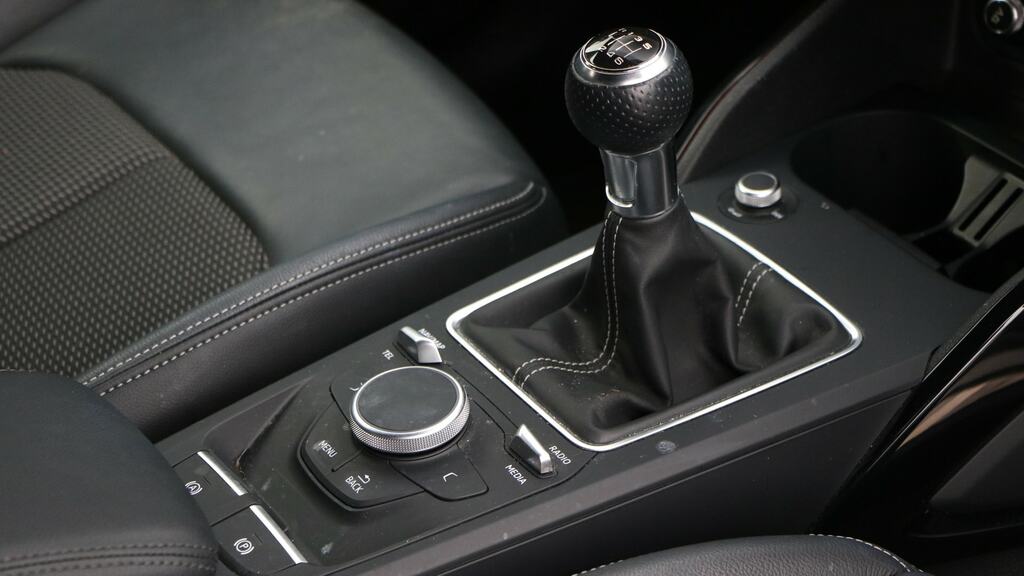 Audi Q2 S Line 35 Tfsi 150 Ps 6-Speed Grey #13