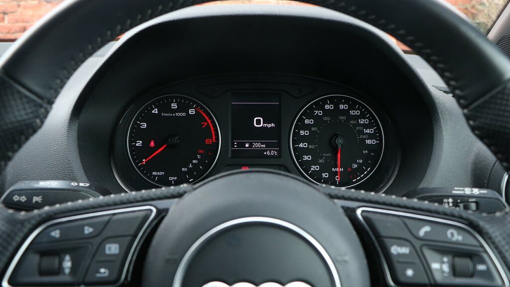 Audi Q2 S Line 35 Tfsi 150 Ps 6-Speed Grey #11