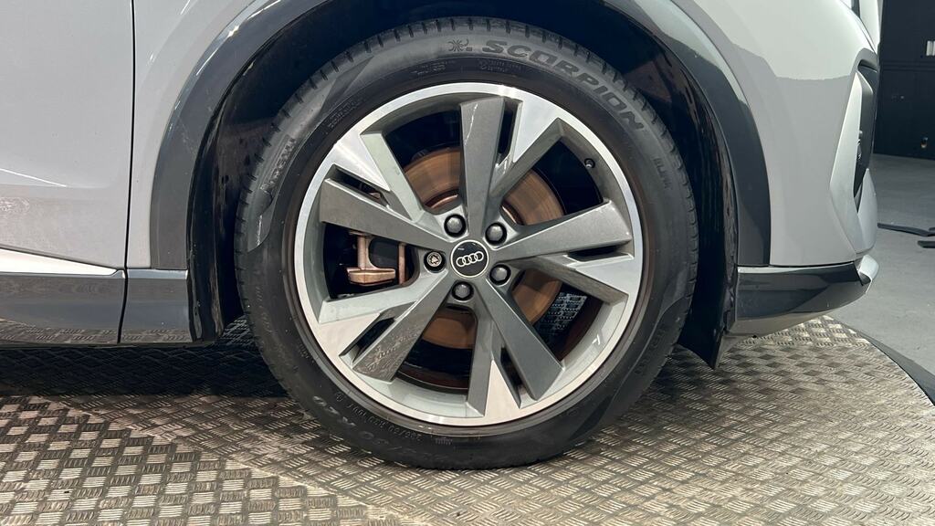 Audi Q4 E Tron 125Kw 35 55Kwh S Line WP72EWD Grey #5