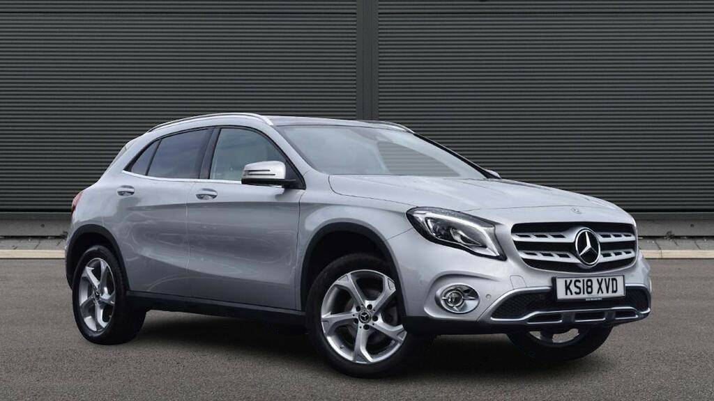 Mercedes-Benz GLA Class Gla 200D Sport Premium Plus Silver