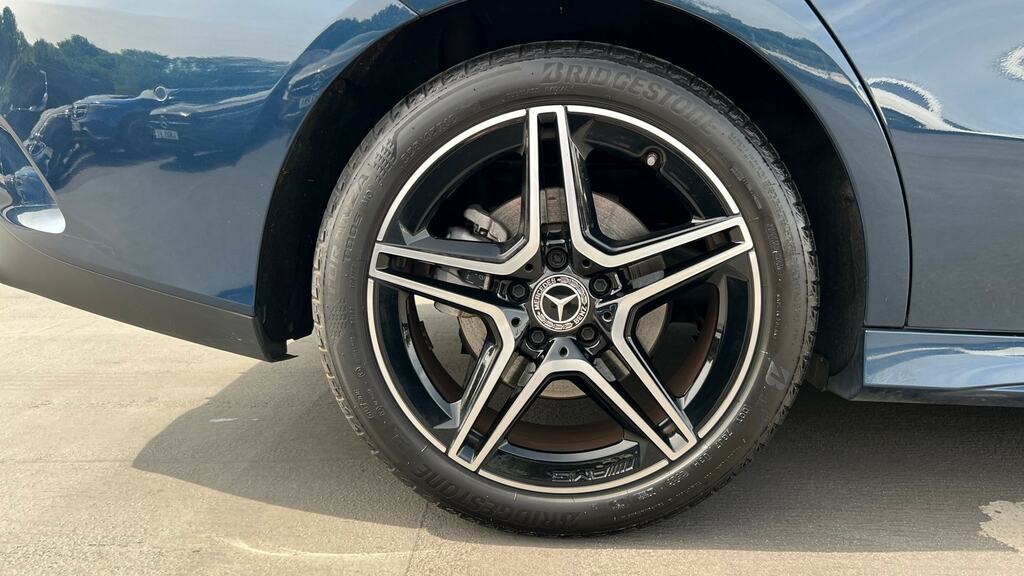 Mercedes-Benz CLA Class Cla 200 Amg Line Premium Tip Blue #5