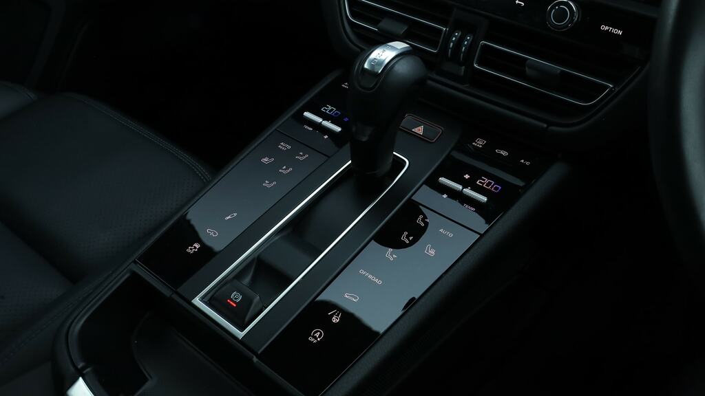 Porsche Macan T Pdk #17