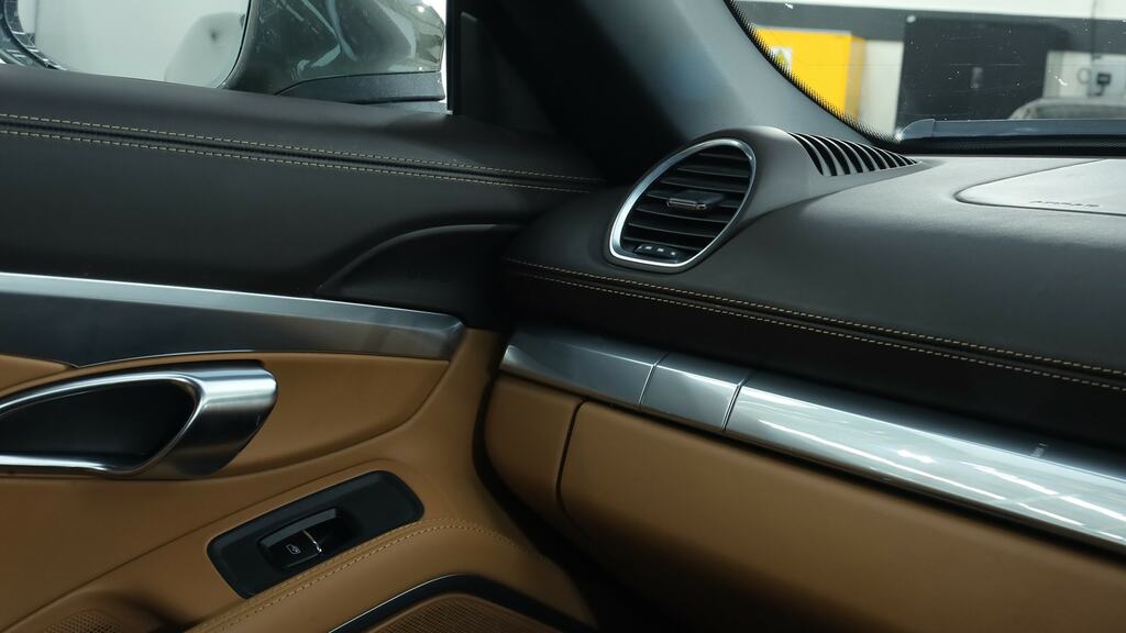 Porsche 718 Boxster 4.0 Gts  #24