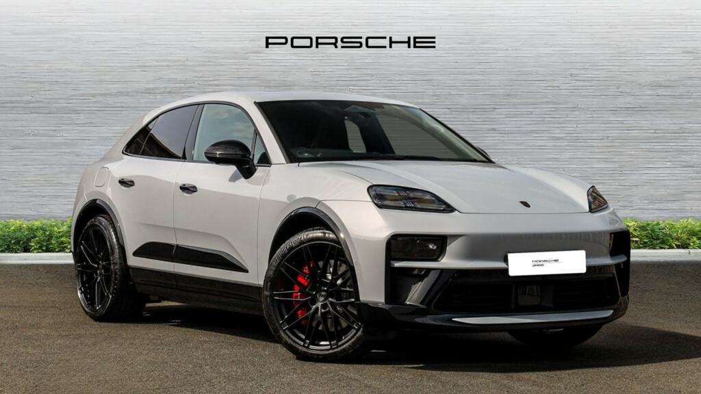 Porsche Macan 470Kw Turbo 100Kwh Grey