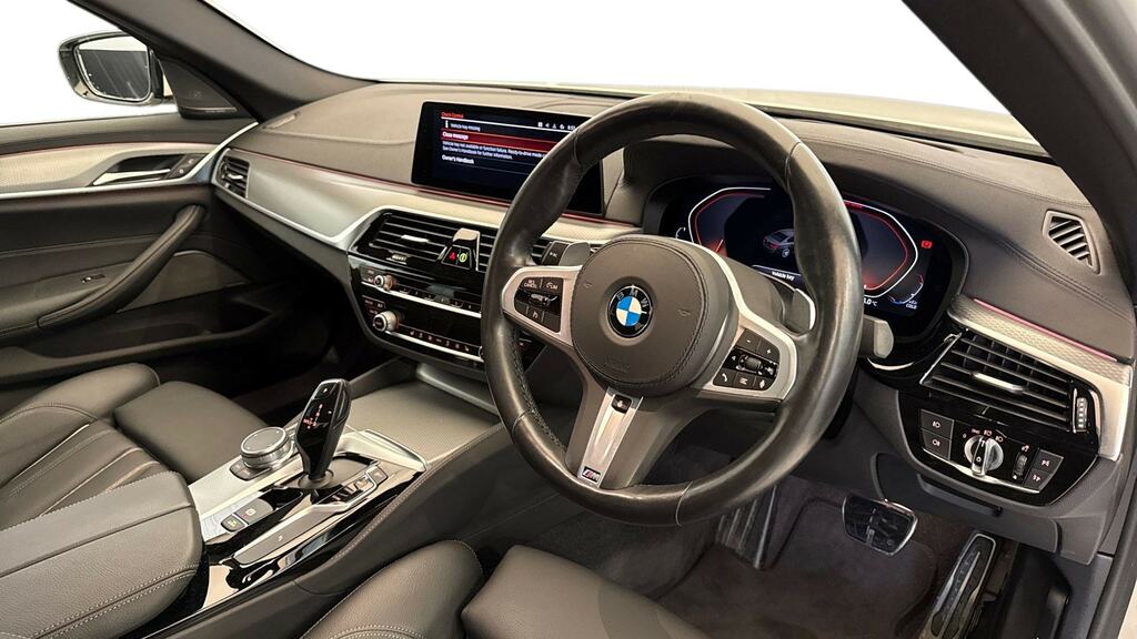 BMW 5 Series 530D Xdrive M Sport White #6