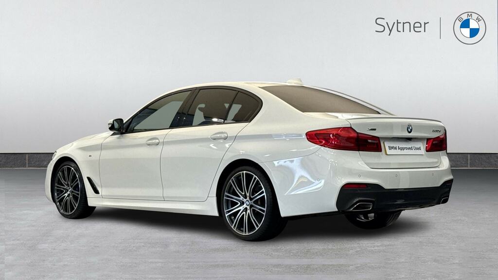 BMW 5 Series 530D Xdrive M Sport White #2