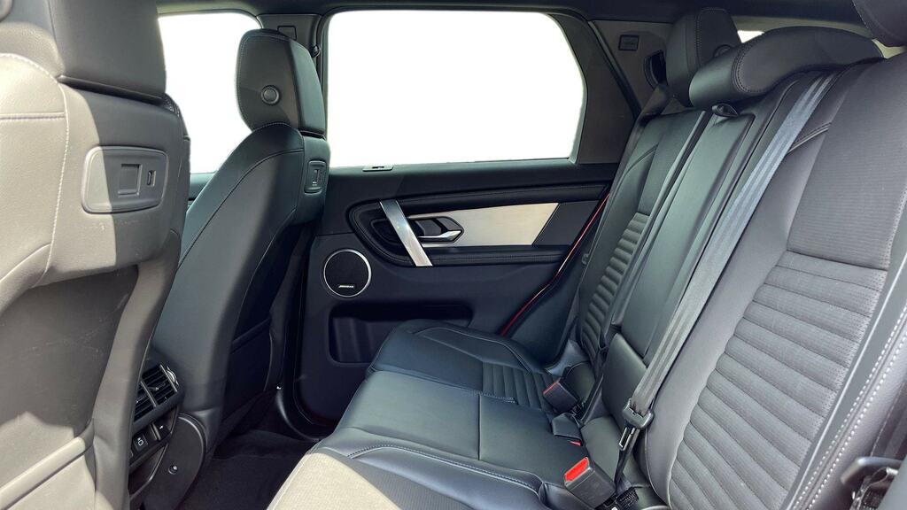 Land Rover Discovery Sport 1.5 P270e Landmark 5 Seat Red #4