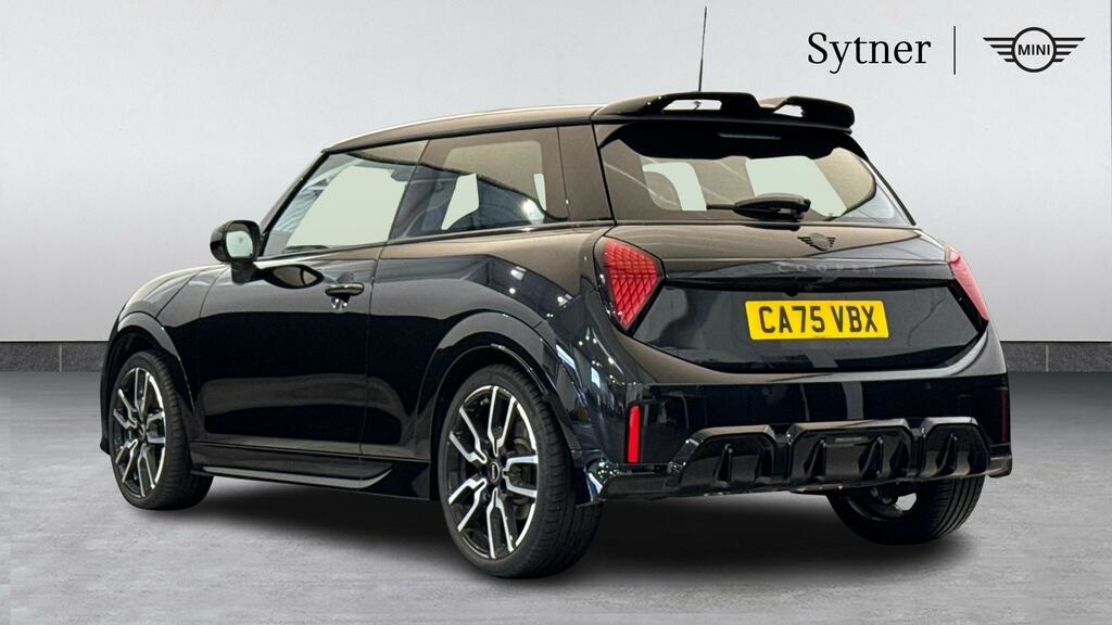 Mini Hatch 1.5 C Sport CA75VBX Black #2