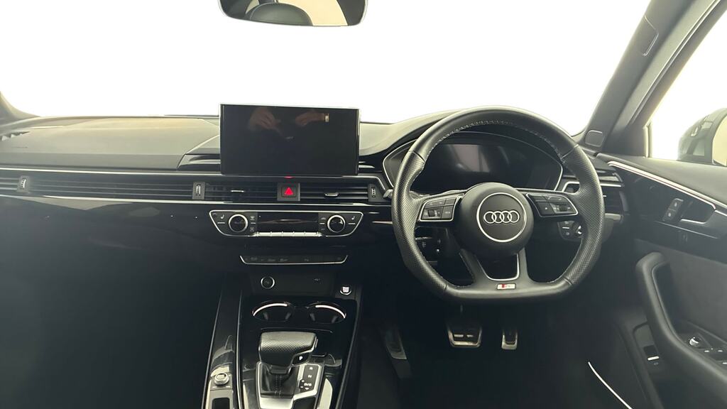 Audi A4 Avant 35 Tfsi Black Edition S Tronic Comfortsound FP23OJL Black #6