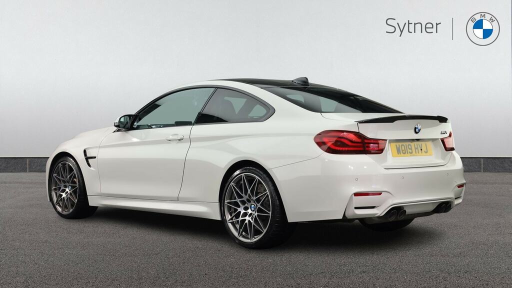 BMW M4 M4 Dct Competition Pack WO19HYJ White #2
