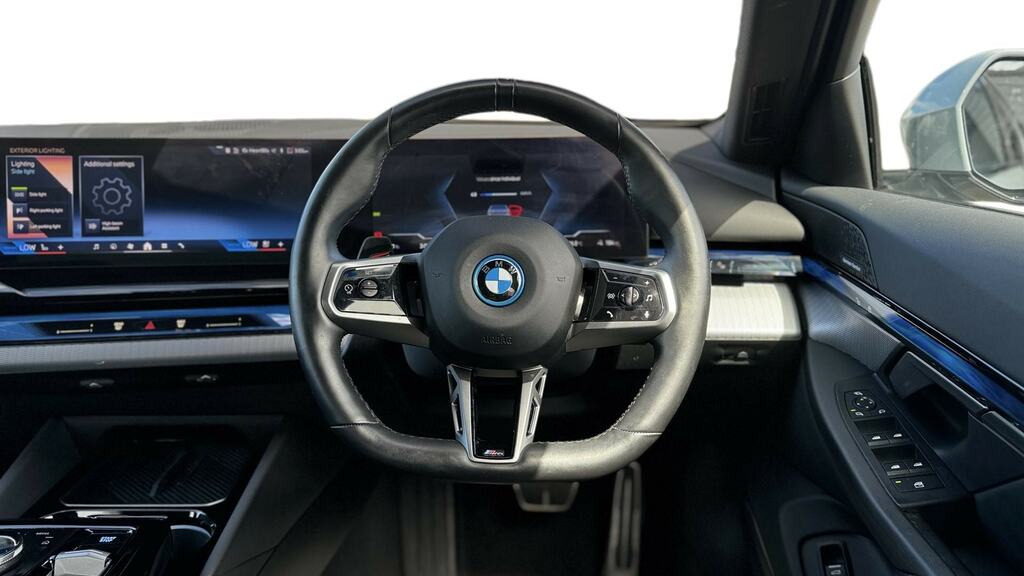 BMW i5 250Kw Edrive40 M Sport 84Kwh YP24DAU Grey #4
