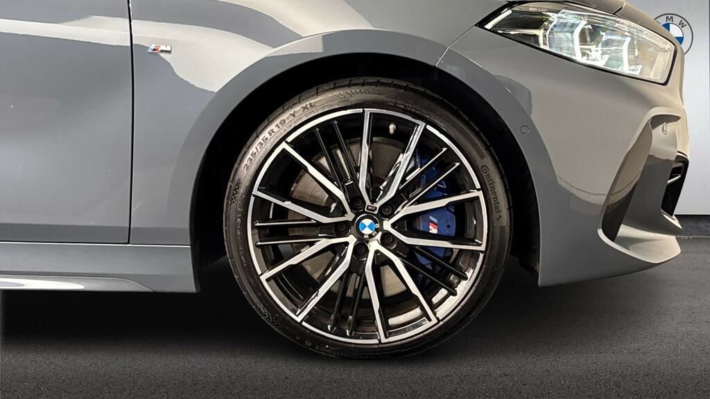 BMW 1 Series M Sport Black #14