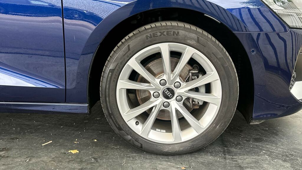 Audi A3 40 Tfsi E Sport S Tronic RJ25XHG Blue #5