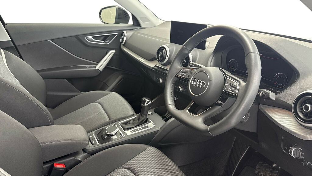 Audi Q2 35 Tfsi Sport S Tronic Cs LY23RZD Black #6