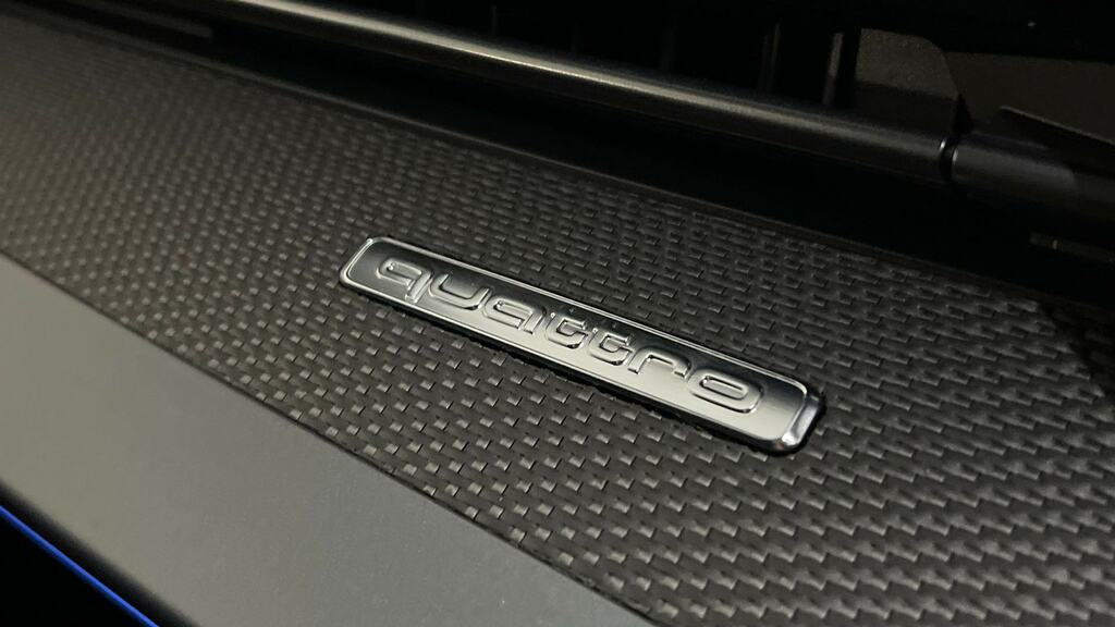 Audi RS3 Carbon Vorsprung Black #36