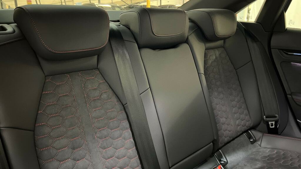 Audi RS3 Carbon Vorsprung Black #16