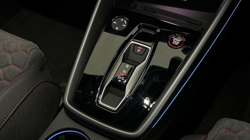 Audi RS3 Carbon Vorsprung Black #14