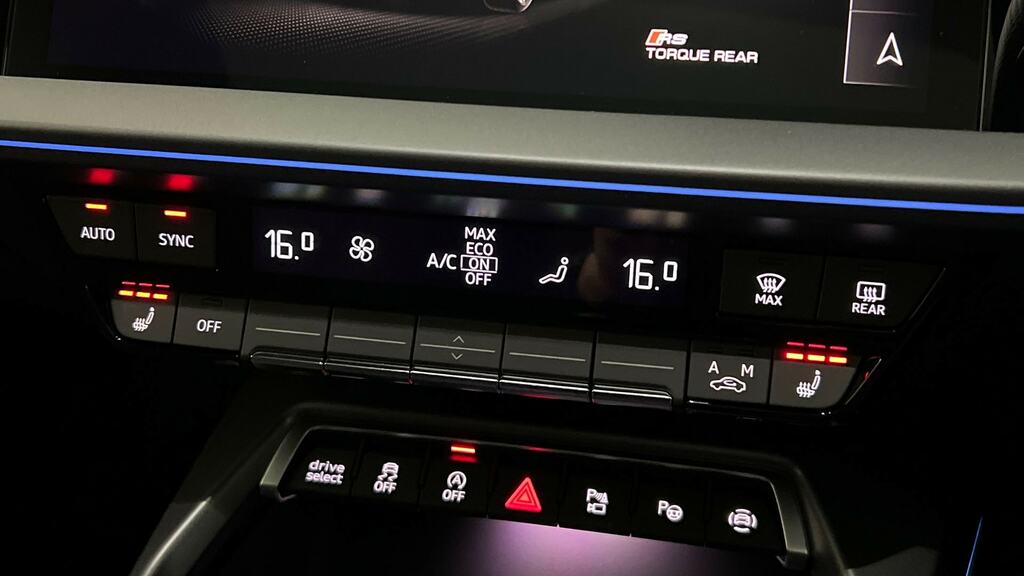 Audi RS3 Carbon Vorsprung Black #13