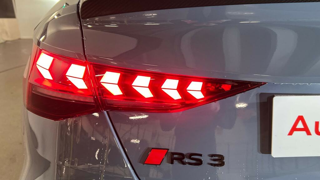 Audi RS3 Carbon Vorsprung Black #25
