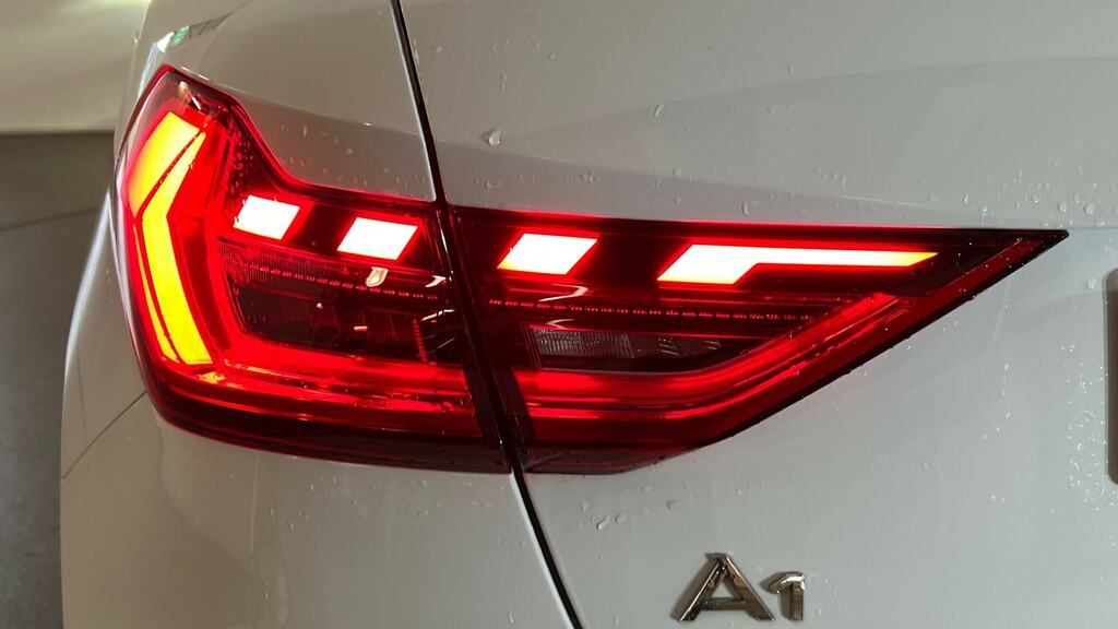 Audi A1 S Line Black #23