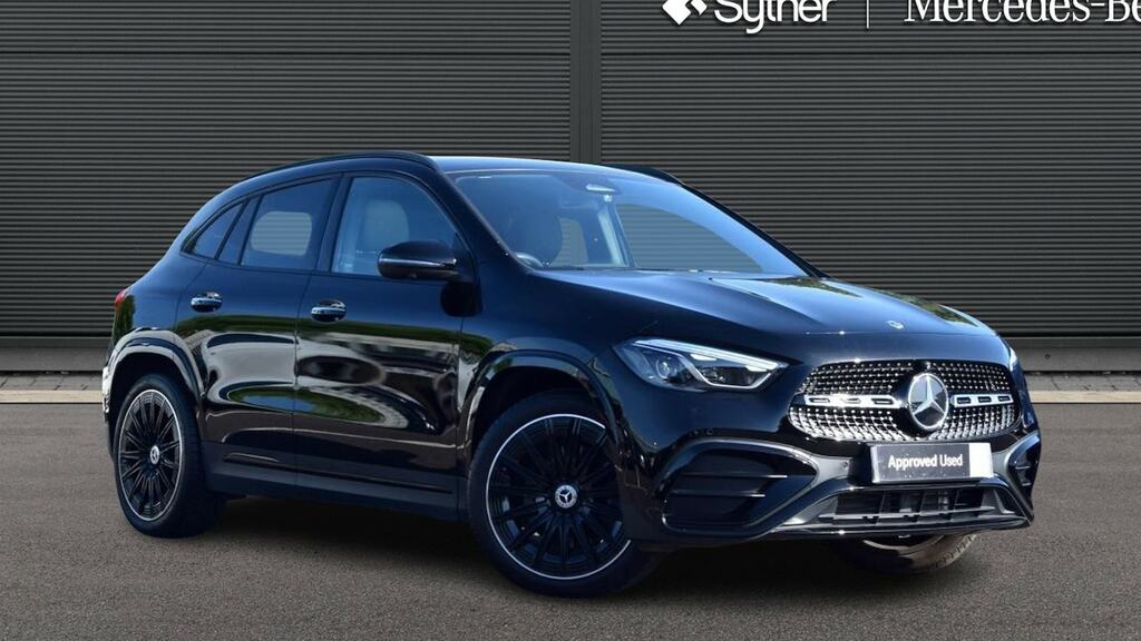 Mercedes-Benz GLA Class Gla 220D 4Matic Amg Line Premium Plus Black